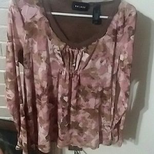 Xl gently worn dress up or casual,long sleeveer